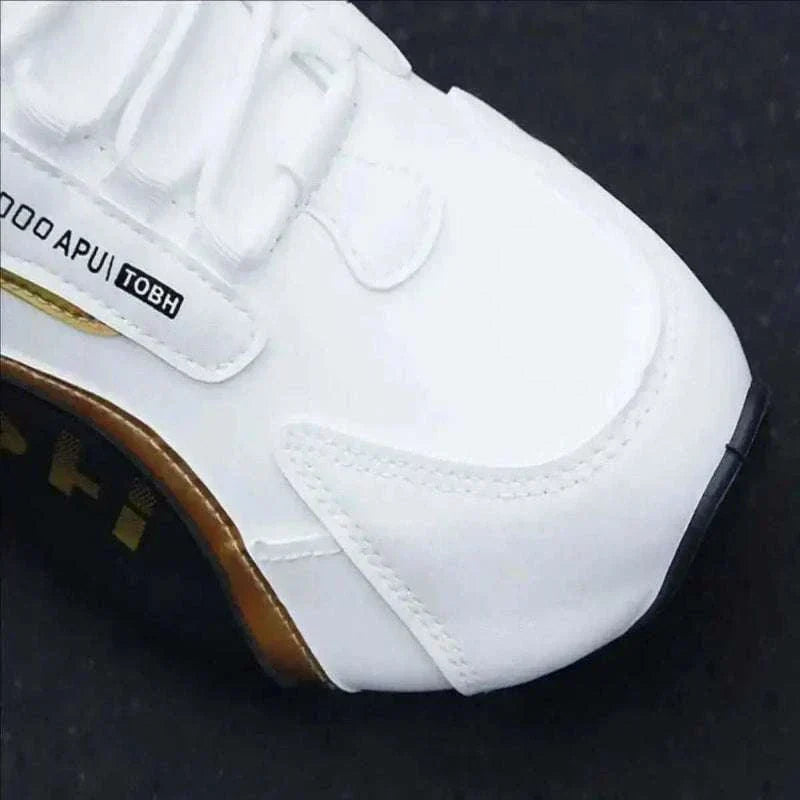 Men's shoes with waterproof and anti slip leather surface, sneaker shop uk