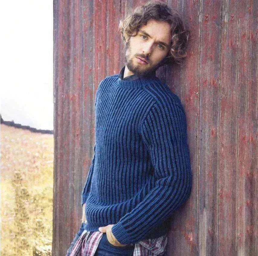 Man Wearing Blue Sweater Long Sleeve Straight Round Pullover