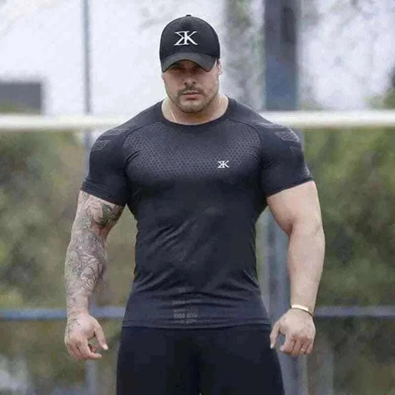 BREATHABLE QUICK DRY FITNESS TOP.