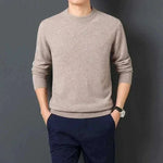 Casual Men's Sweater Warm and Comfortable Long Sleeve Pullover Sweater Men Clothing.