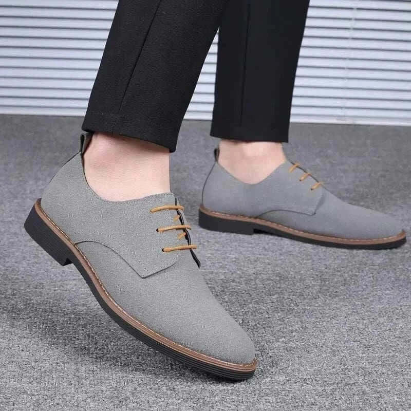 Men Luxury Brand Moccasins Loafers Men Classic Flats derby shoe.