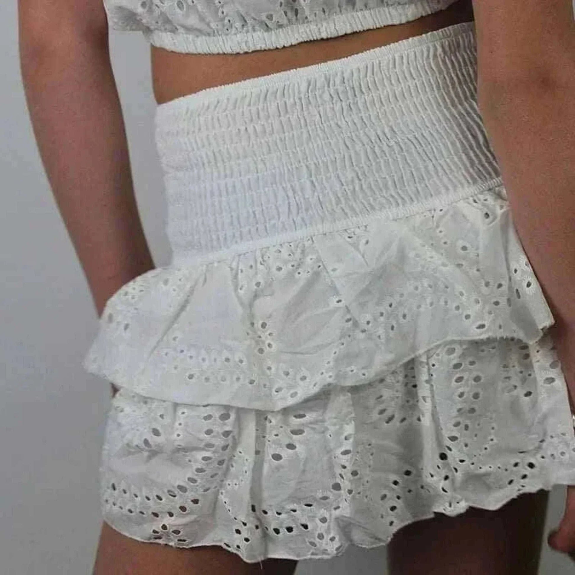 ladies mini skirts - Women Y2K Ruffle Layered Hollow Mini Skirts Smocked A Line Pleated Short Skirts Teen Girls Boho Beach Kawaii Mini Skirts.