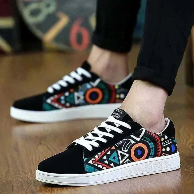 GRAFFITI LACE-UP SNEAKERS.