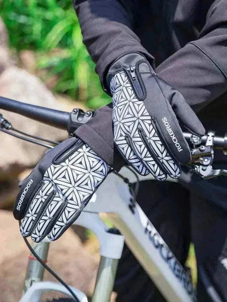 ROCKBROS Winter Bicycle Gloves Touch Screen Thermal Fleece Climbing Skiing Bike Gloves Men Women Windproof Warm Cycling Gloves.