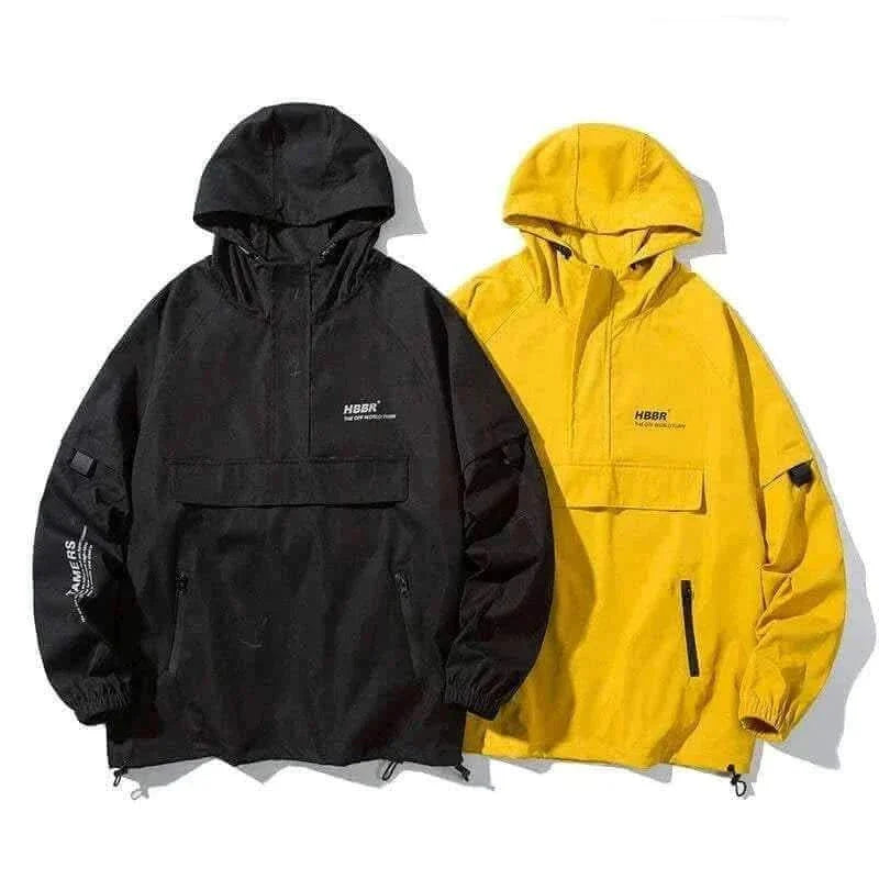 STREETSTYLE BOMBER JACKET.