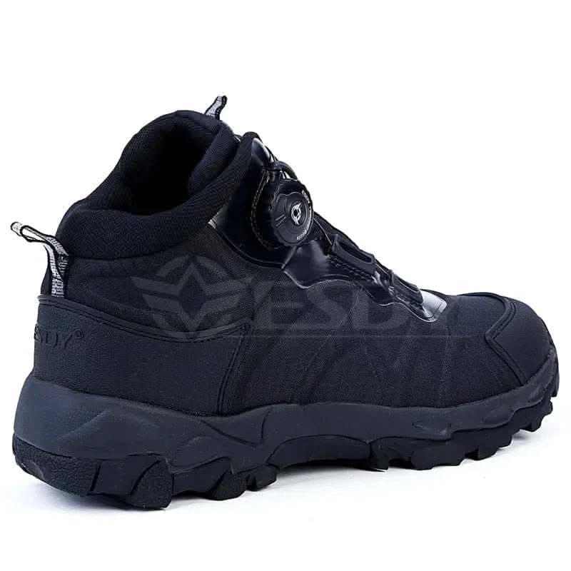 WINTER LACE UP BOOTS.