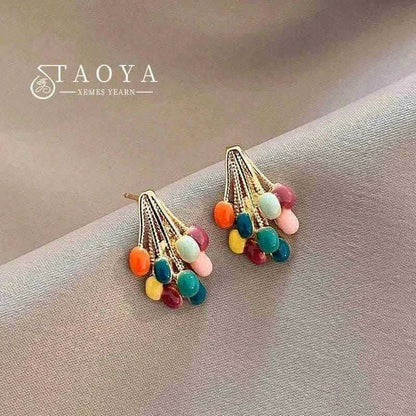 women earrings.