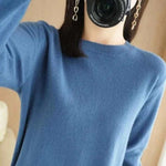Women's Warm Sweater Soft Round Neck Pullover Autumn and Winter Casual Knitted Tops Solid Color Regular Women's Knitted Sweater.